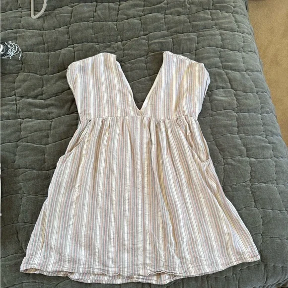 Urban Outfitters Striped V-Neck Dress with Pockets - Picture 3 of 5
